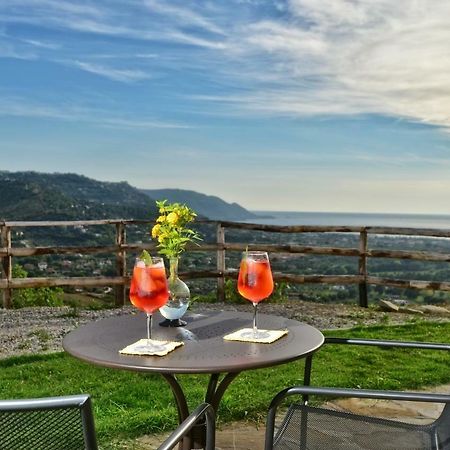Bed and Breakfast Casa Amigdala Castellabate Exterior foto